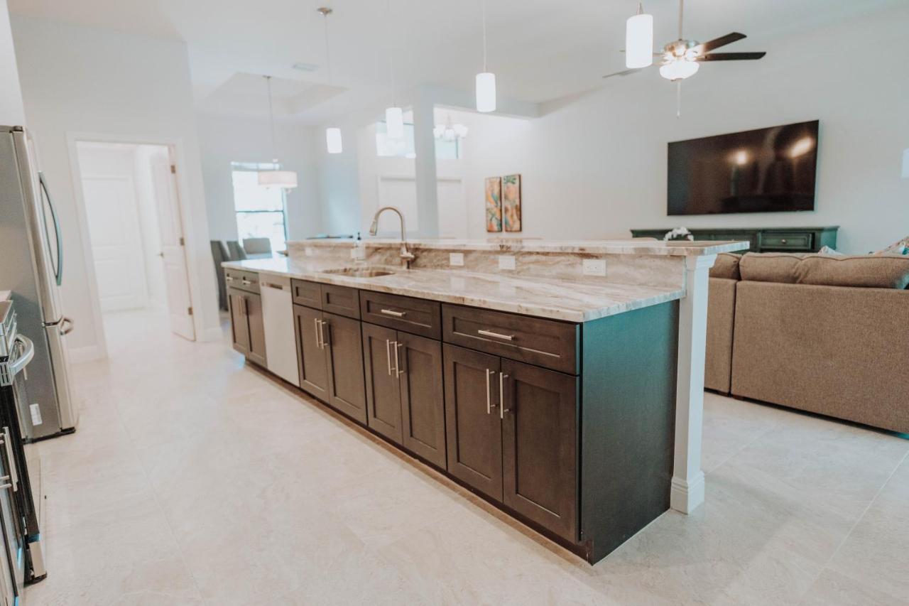 The Basilican Cape Coral Exterior photo