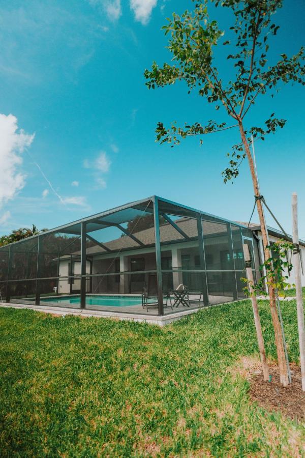 The Basilican Cape Coral Exterior photo