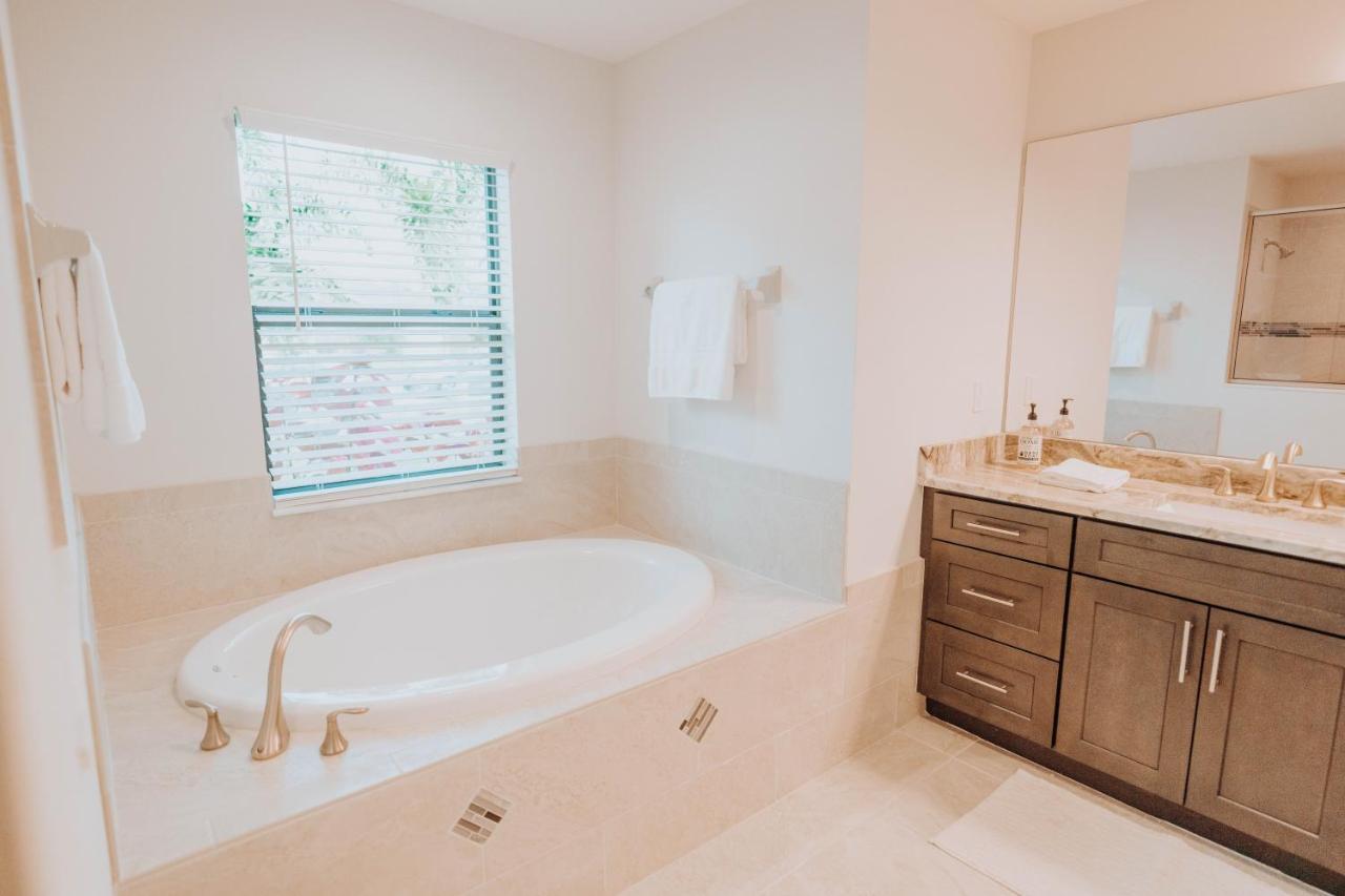 The Basilican Cape Coral Exterior photo