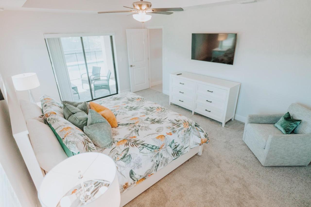 The Basilican Cape Coral Exterior photo